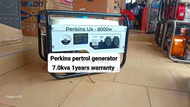 Perkins UK Generator – High Power, Low Noise Operation · Photo 1