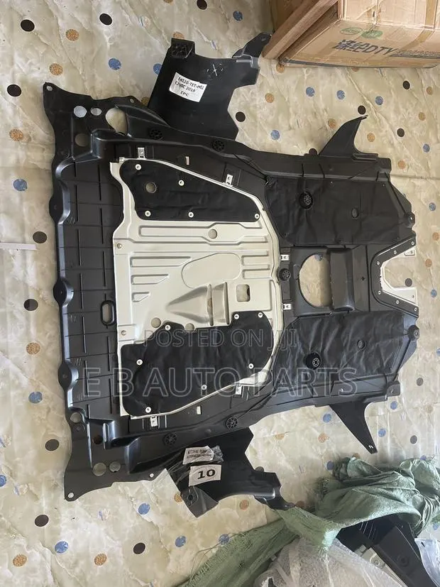 Honda Civic 2016-2021 Under Panel · Photo 1