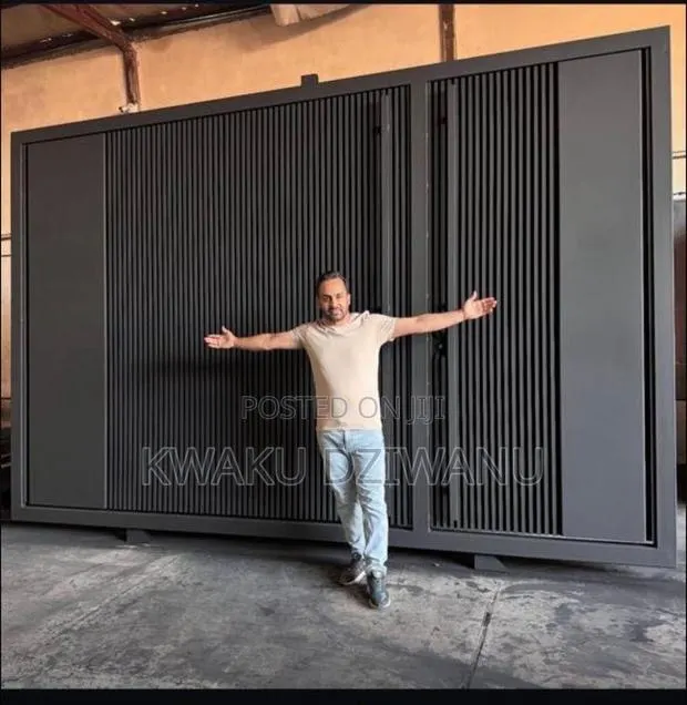 Metal Gates · Photo 1