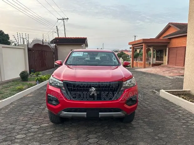 New Peugeot Landtrek 2.4 Petrol Double Cab AWD 2024 Red · Photo 1