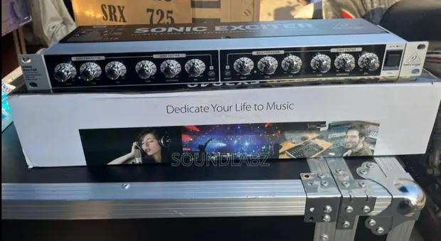 Behringer Sonic Exciter Sx3040 V2 Enhancement Processor/Exciter · Photo 1