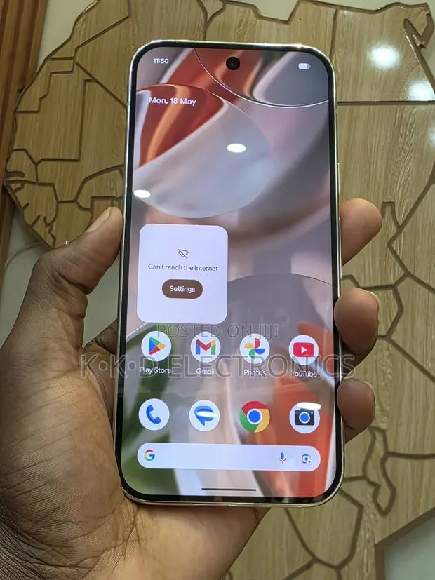 Google Pixel 9 Pro 128 GB Gold · Photo 1