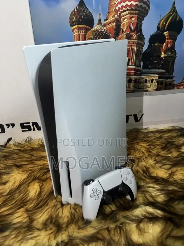 Playstation 5 Standard Disc Edition · Photo 1