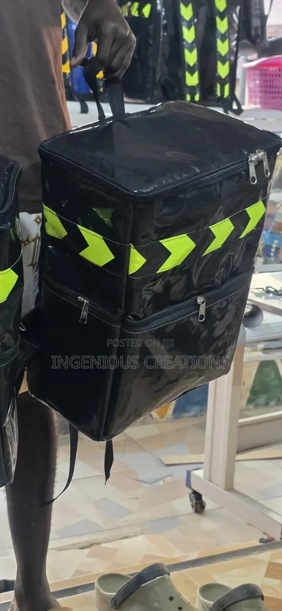 Small Size Delivery Bag · Photo 1
