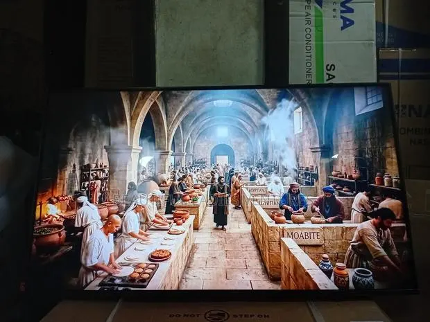 Samsung 43” Smart Home Entertainment Television · Photo 1