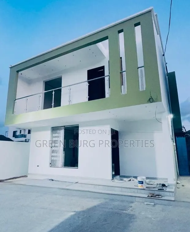 5bdrm House in East Legon for sale · Photo 1