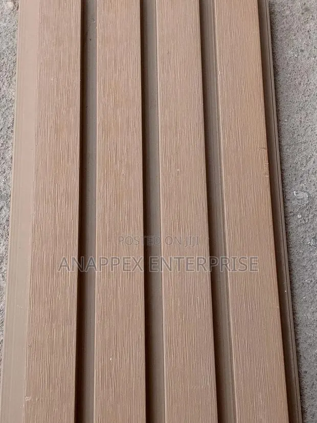 Fluted Panel for Outside Walls · Photo 1