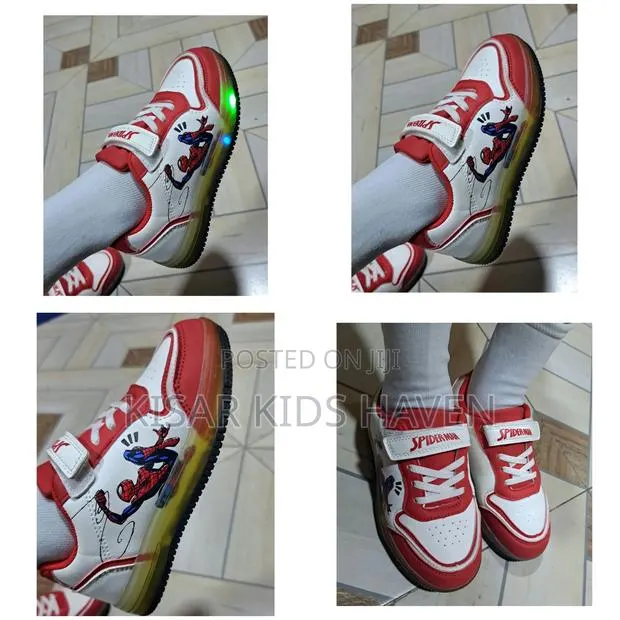 Kids Marvel Spiderman Sneakers With Light Size 26, 27, 28, 29 · Photo 1