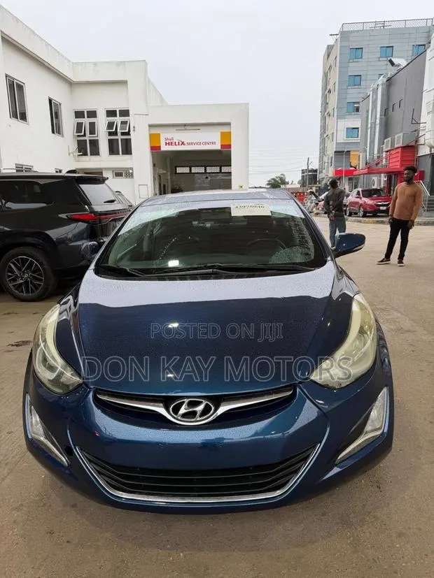 Hyundai Elantra Limited Sedan FWD (1.8L 4cyl 6A) 2016 Blue · Photo 1