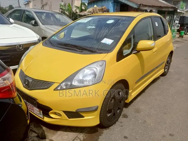 Honda Fit EX 2016 Yellow · Photo 1