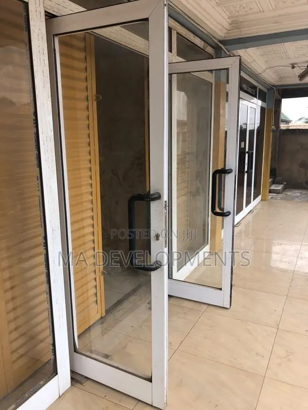 Double Shop for Rent at LASHIBI Spintex · Photo 1