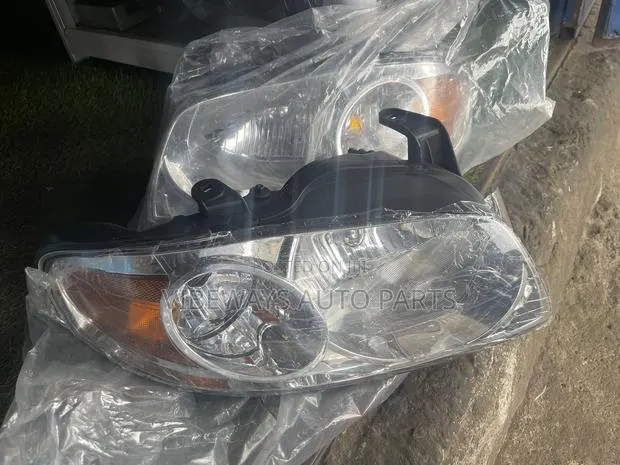 Nissan Sentra 2005-2007 Headlights Pair Brand New · Photo 2