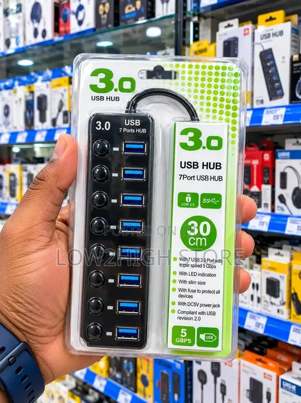 7-Port USB 3.0 Hub With Individual Switches · Photo 1