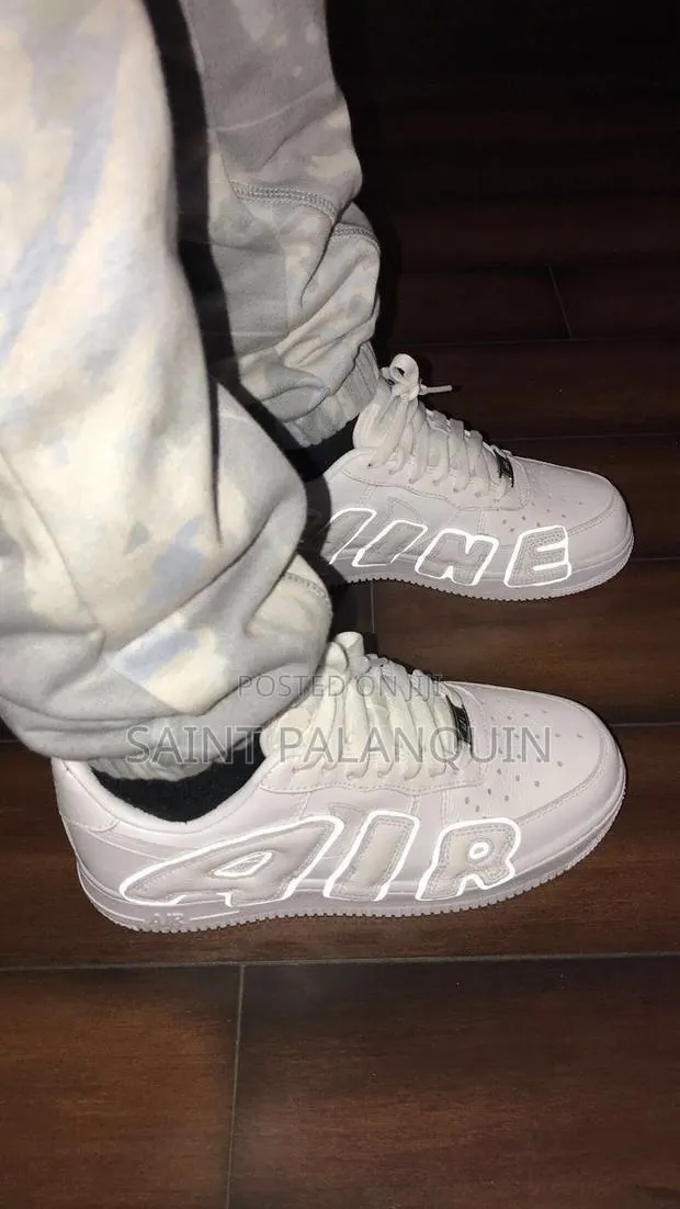 Nike White Cactus · Photo 1