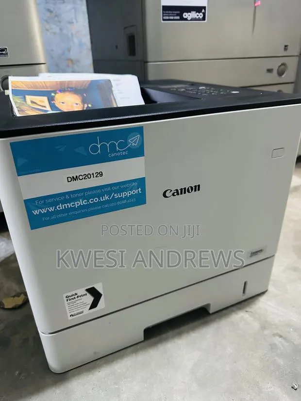 Canon I-Sensys LBP710Cx · Photo 1