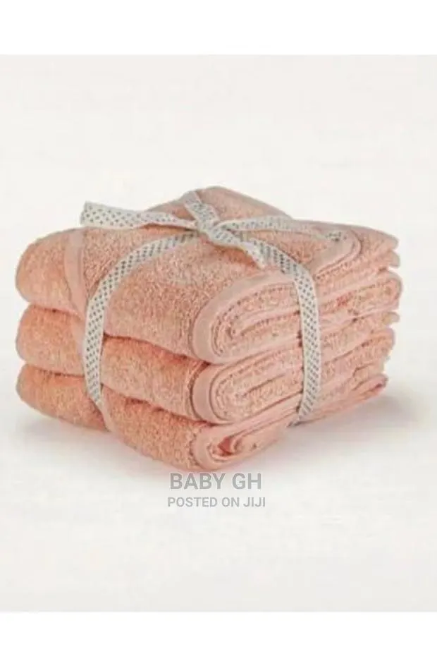 3pc Hooded Towel · Photo 1