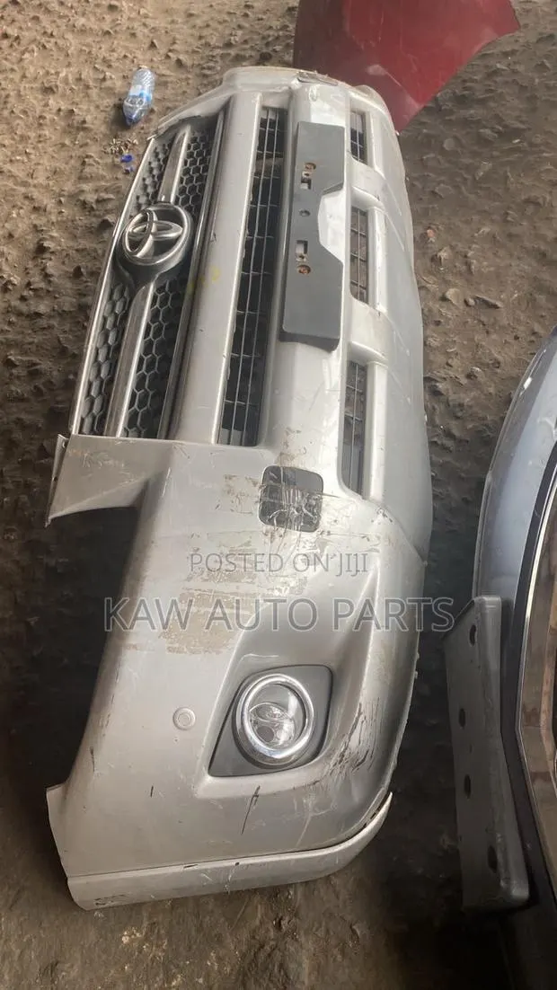 2009,2010,2011,2012 Front Bumper for Toyota RAV4 · Photo 1