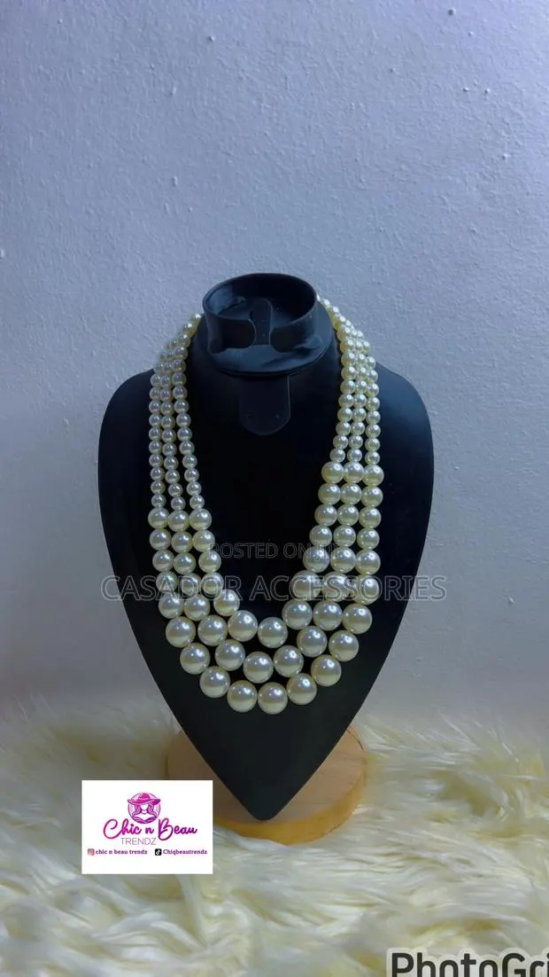 Pearl Necklace · Photo 1