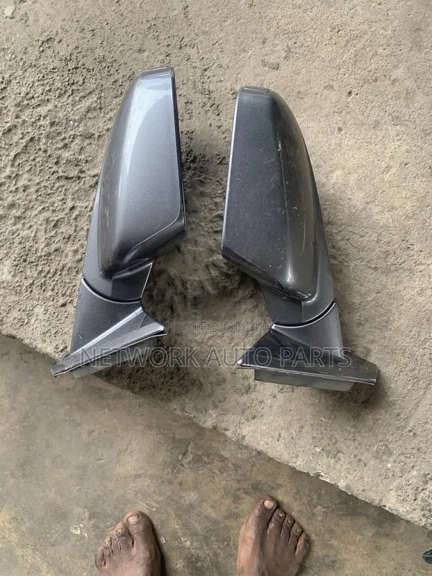 Honda Cr-v 2008 Side Mirror · Photo 1