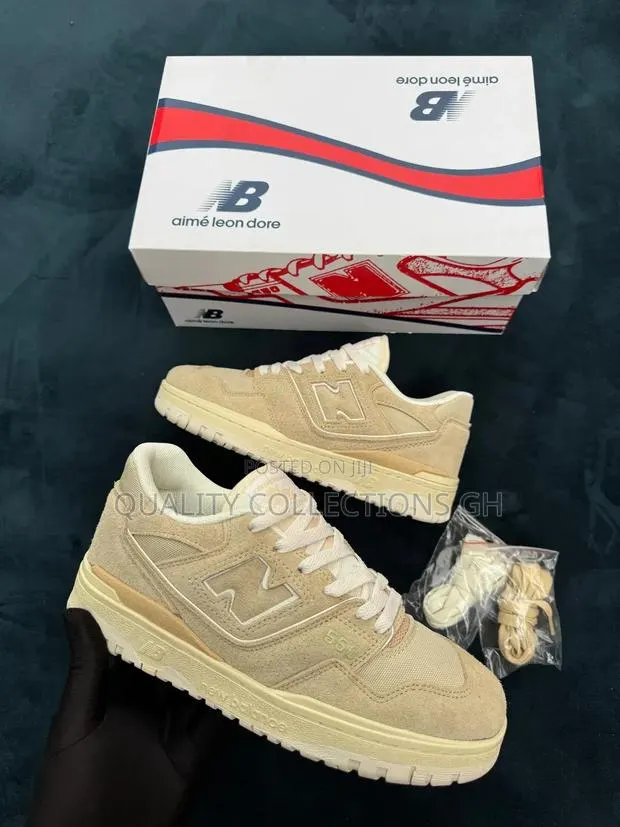 New Balance Cream 550 · Photo 1