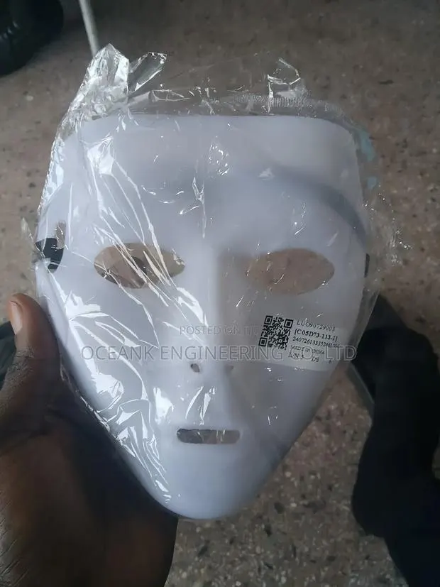 Mask for Sale · Photo 1