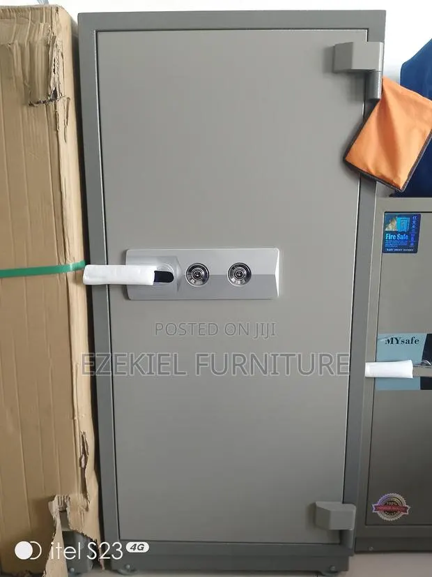 Secure Your Cash And Valuables (Safe Box) · Photo 1