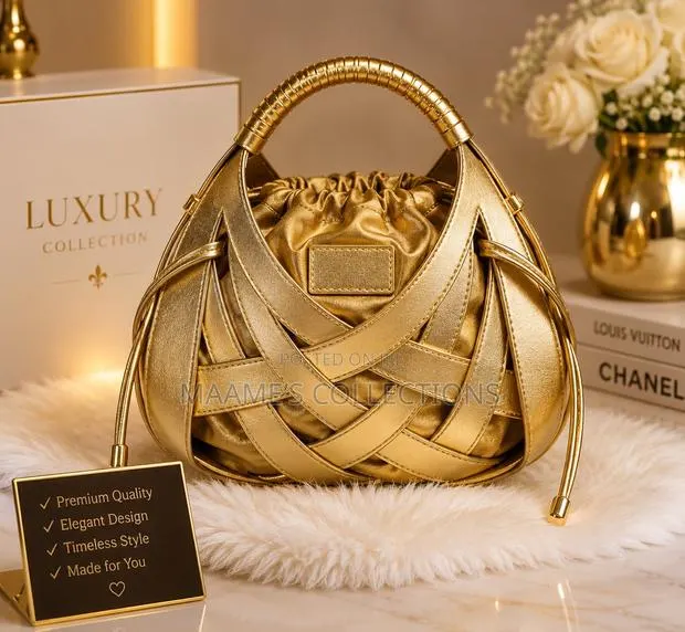 Luxury Classy Woven Handbag for Ladies With Top Handle (In a Box) · Photo 1