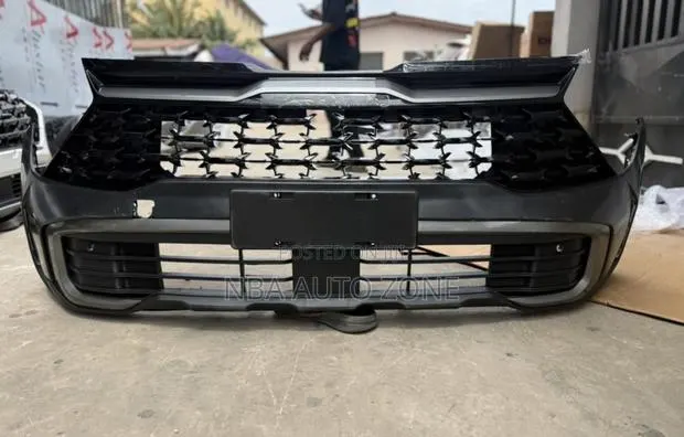 Kia Sportage 2023-2025 Front Bumper Complete · Photo 1