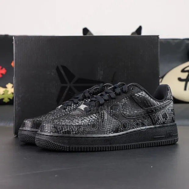 Nike X Kobe Air Force 1 Low “ Triple Black “ Sneaker · Photo 1