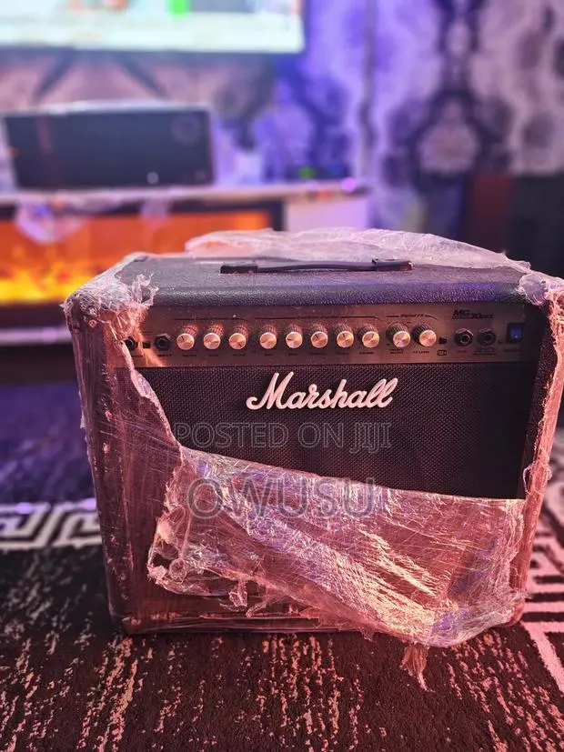 Marshall Mg30 DFX Combo · Photo 1