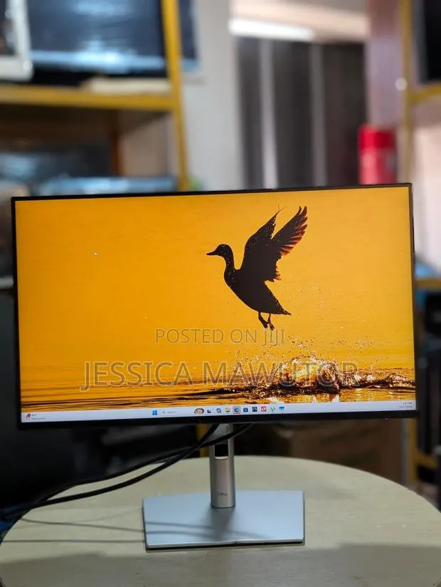 Dell - P2425H · Photo 1