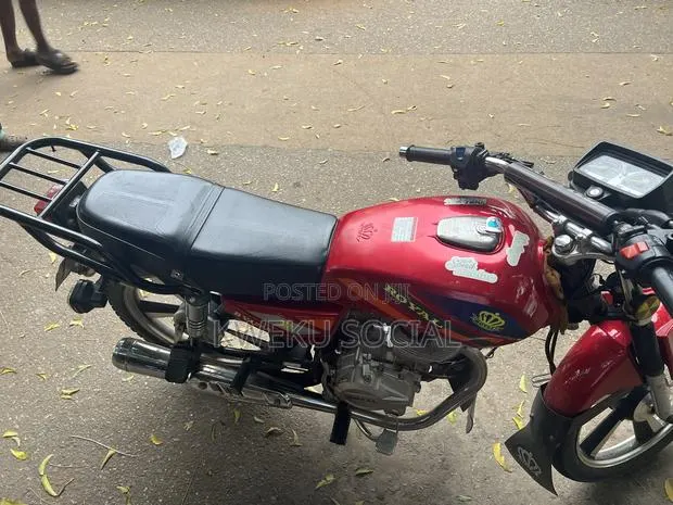 Royal RY125 2025 Red · Photo 1