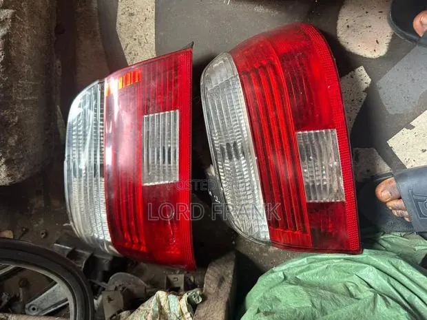 Tail Light BMW E39 · Photo 1