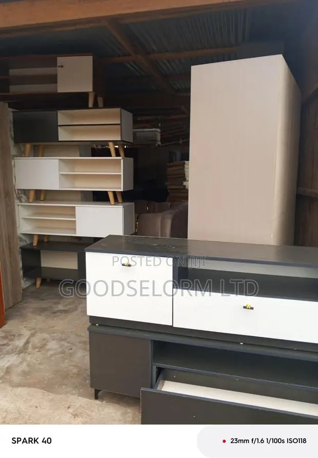 Centre Table TV Stand · Photo 1