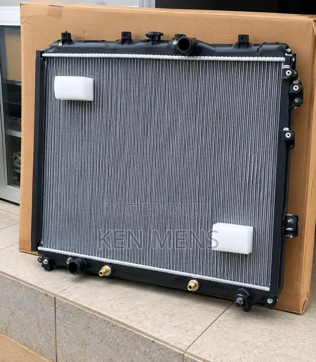 Royota 4Runner 2012-2018 Radiator · Photo 1