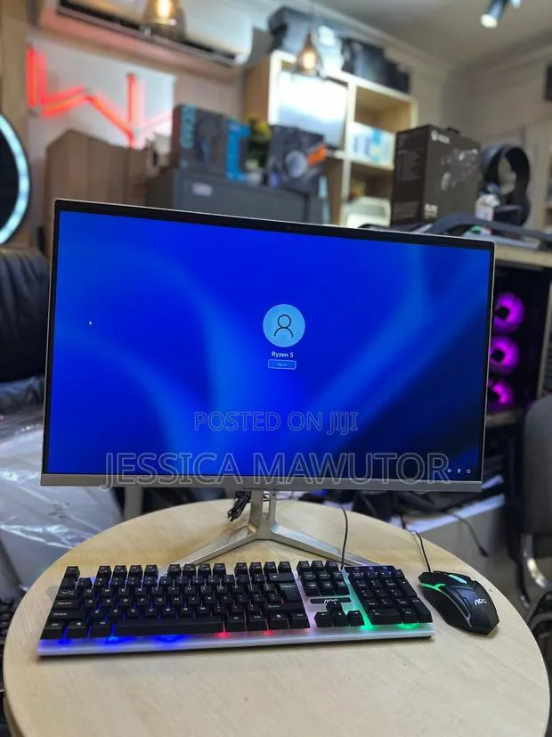 Computer Monitor · Photo 1