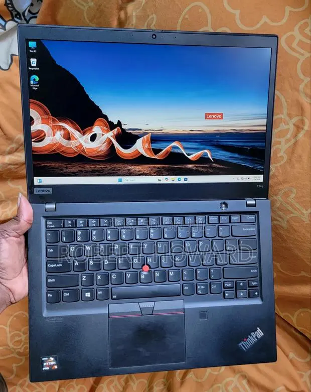 Laptop Lenovo ThinkPad T14s Gen 1 8GB AMD Ryzen 5 SSD 512GB · Photo 1