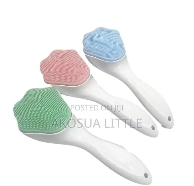 Facial Cleansing Brush · Photo 1