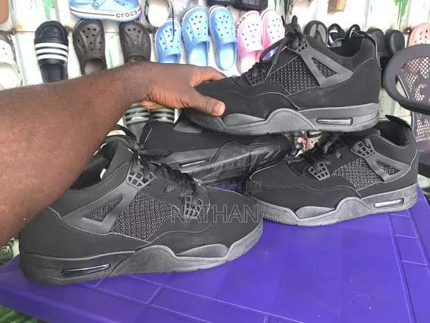 Orginal Jordan Retro 4 All Black Good Quality · Photo 1