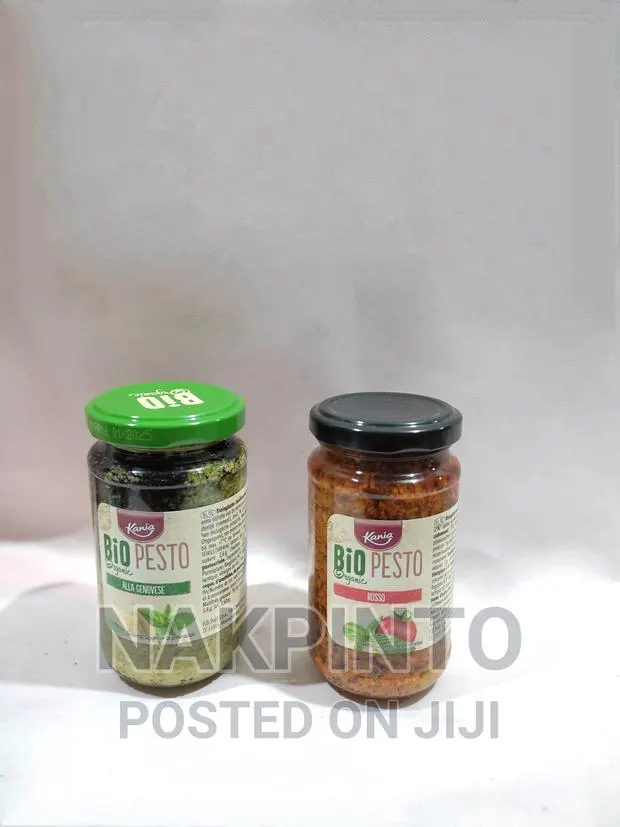 Organic Pesto Sauce ( Rosso. Alla Genovese) · Photo 1
