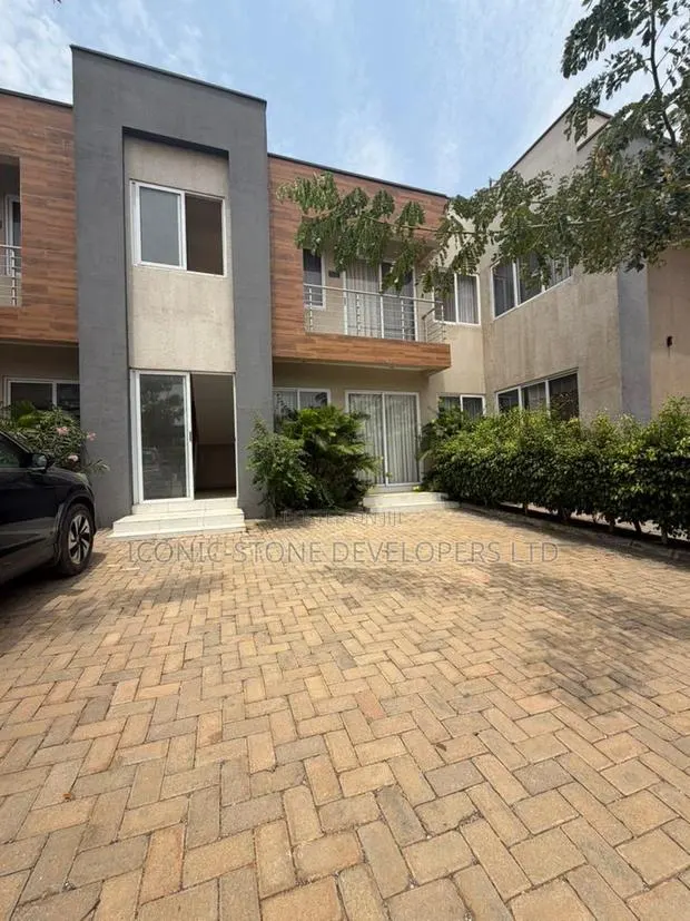 3bdrm Townhouse / Terrace in East Legon Hills for rent