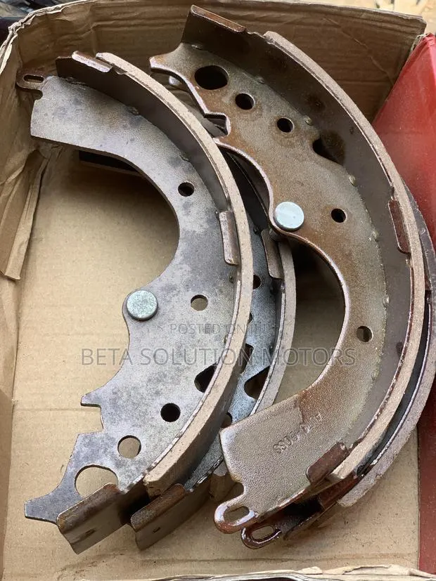 Brake Shoe and Drum · Photo 1