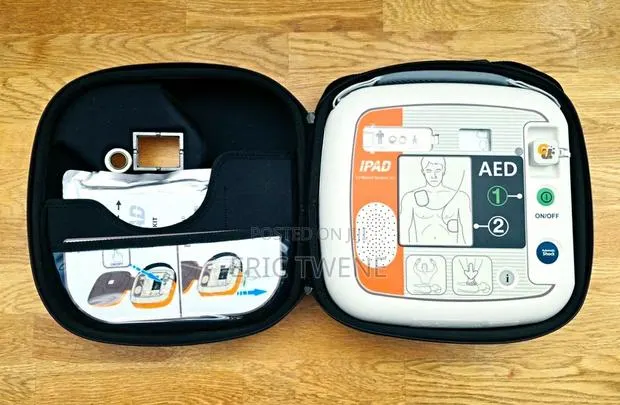 CU Medical iPad SP1 AED Defibrillator · Photo 1