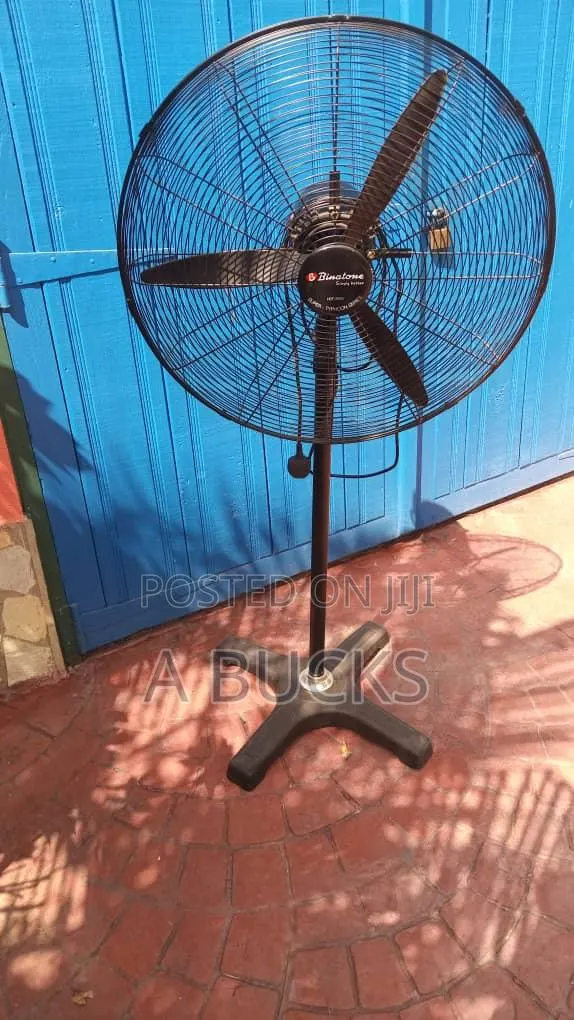 Super Thyphoon Fan · Photo 1