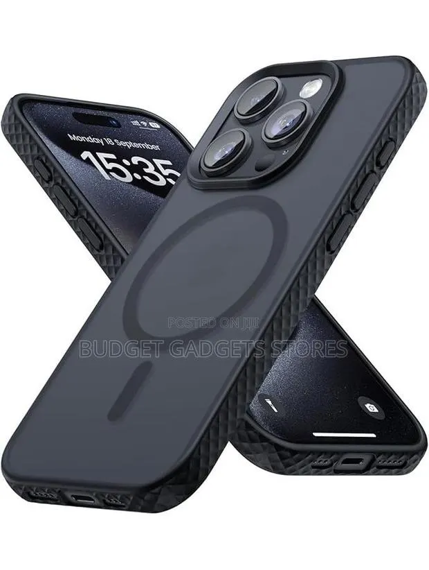 Magnetic Case for iPhone 15 Pro · Photo 1