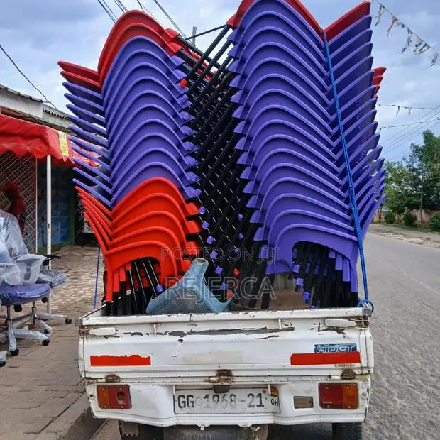 Please Chairs for Sale · Photo 1