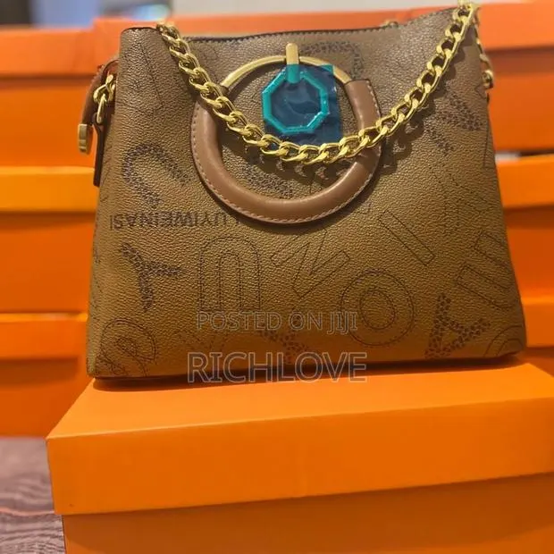 Cheap Ladies Hand Bags · Photo 1