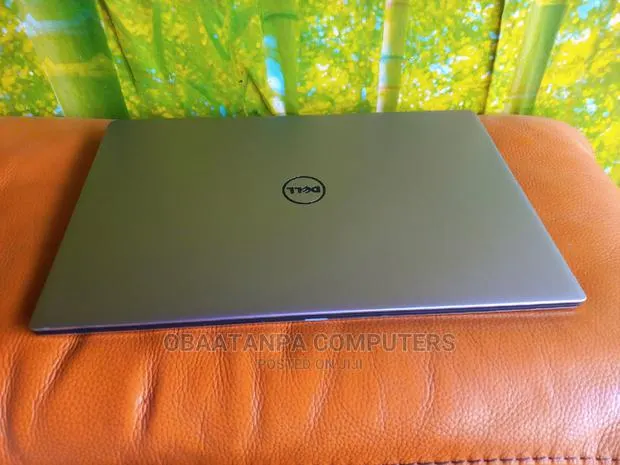 Laptop Dell XPS 15-9570 8GB Intel Core I5 SSD 256GB · Photo 1