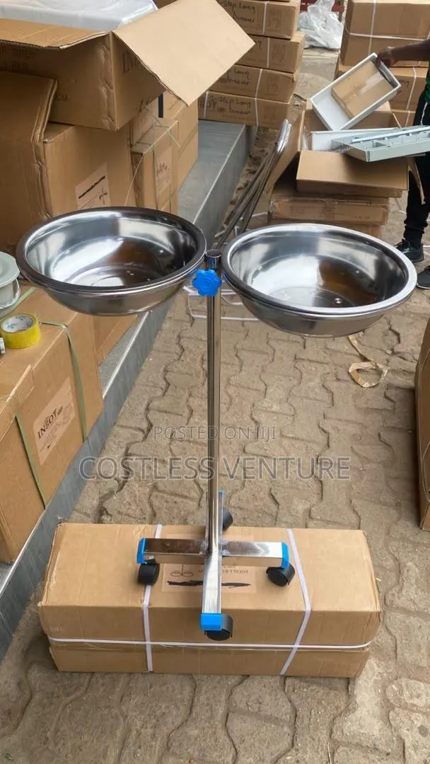 Ingot Double Standing Bowl With Stand · Photo 1