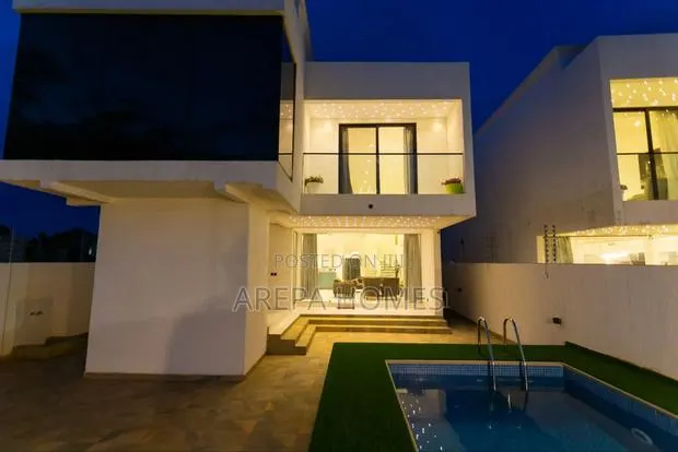 Fully Furnished Luxurious 3-Bedroom Short Let · Photo 1